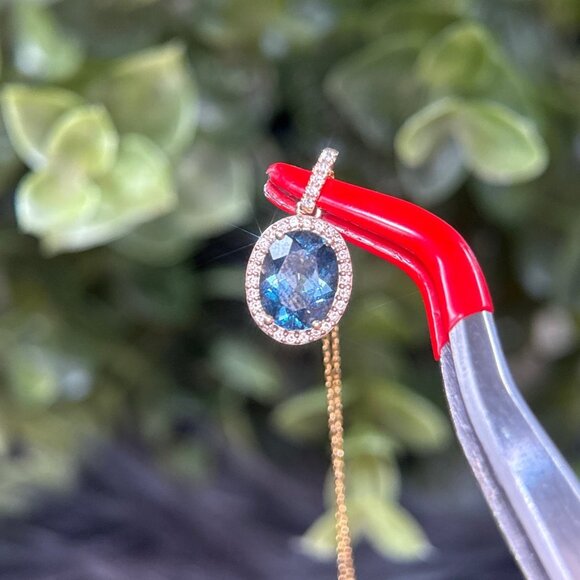 14k Yellow Gold Cushion Cut Blue Topaz and Diamond Necklace  Radiant 14k Gold London Topaz/Diamonds Necklace